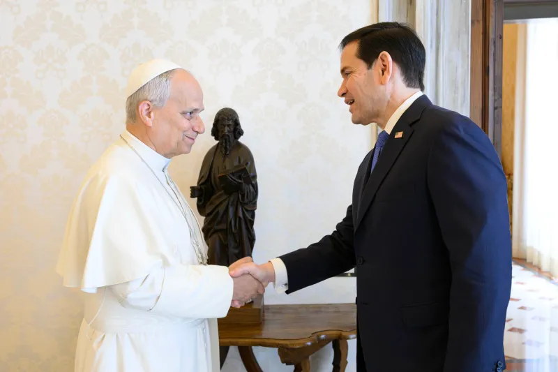 La voz del Papa deja a Trump sin palabras