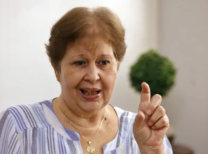 Alina Bárbara López, intelectual cubana: "Están usando al pueblo como una especie de escudo humano para ver si EEUU se lo piensa"