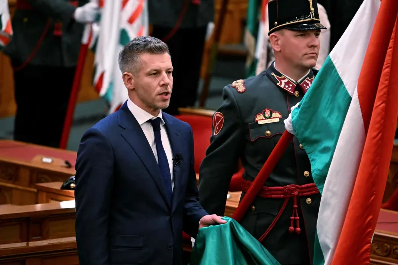 Péter Magyar asume el gobierno de Hungría y promete "cambiar el sistema"