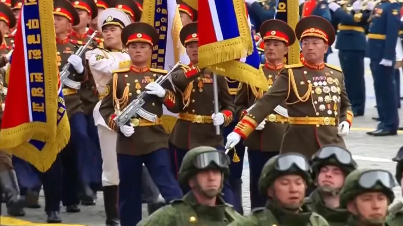 Corea del Norte, invitada de honor en un discreto desfile del Día de la Victoria en Moscú