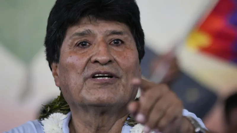 Suspenden el juicio contra Evo Morales y ratifican la orden de captura en Bolivia