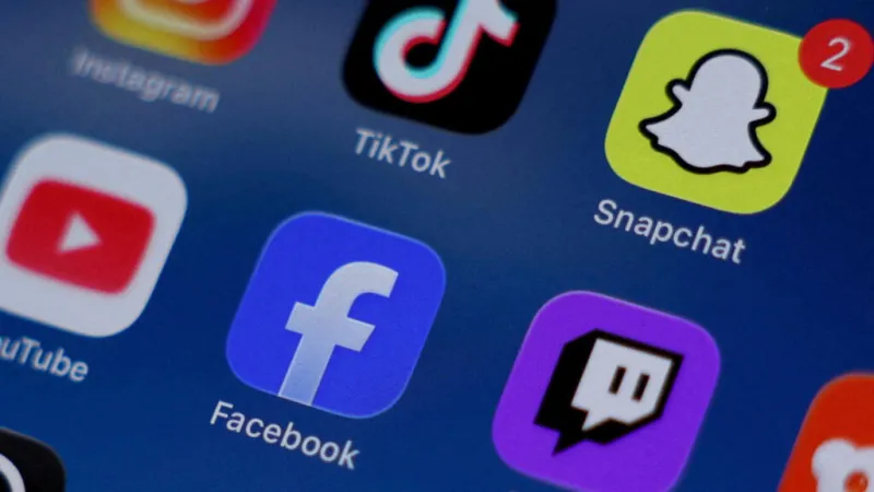 Unión Europea prepara nuevas normas que limiten el acceso de menores de edad a las redes sociales
