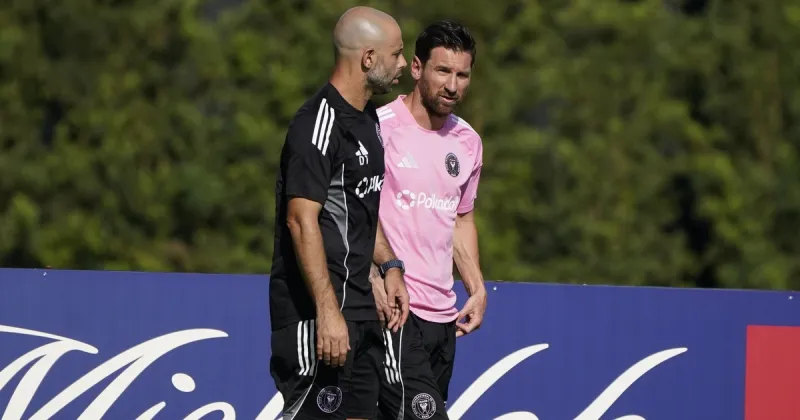 Mascherano reapareció a un mes de de su salida del Inter Miami y reaccionó en forma extraña cuando tuvo que responder por Messi