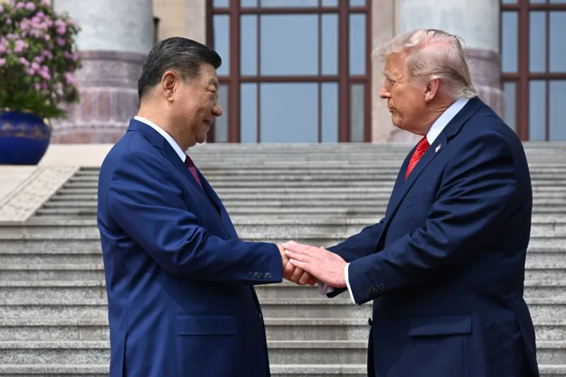 Xi Jinping despliega toda su pompa imperial para recibir a Trump en la cumbre del nuevo orden mundial: "Debemos encontrar la manera correcta de llevarnos bien"