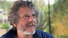 El "cazador de dictadores": "Siempre me agrada ver a un dictador esposado, pero no a cualquier costo"