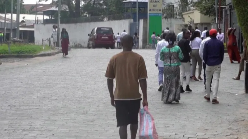 Nueva cepa de ébola en RDC deja 88 muertos y llega a Goma, bastión del M23