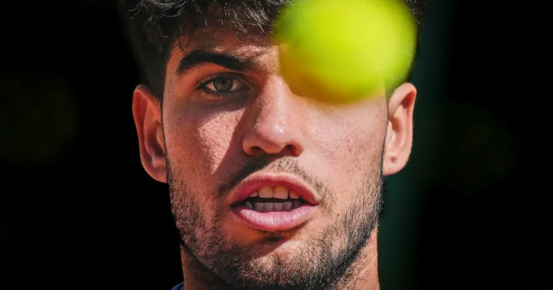 Carlos Alcaraz se pierde Roland Garros y siguen las malas: anunció que tampoco estará en Wimbledon