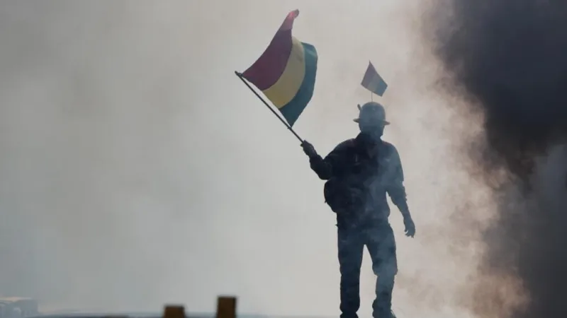 ¿Podrá Rodrigo Paz resistir la ola de protestas en Bolivia?