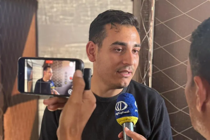 Ezzideen Shehab, el médico gazatí que atiende en la devastada Franja y que ha perdido a 42 familiares