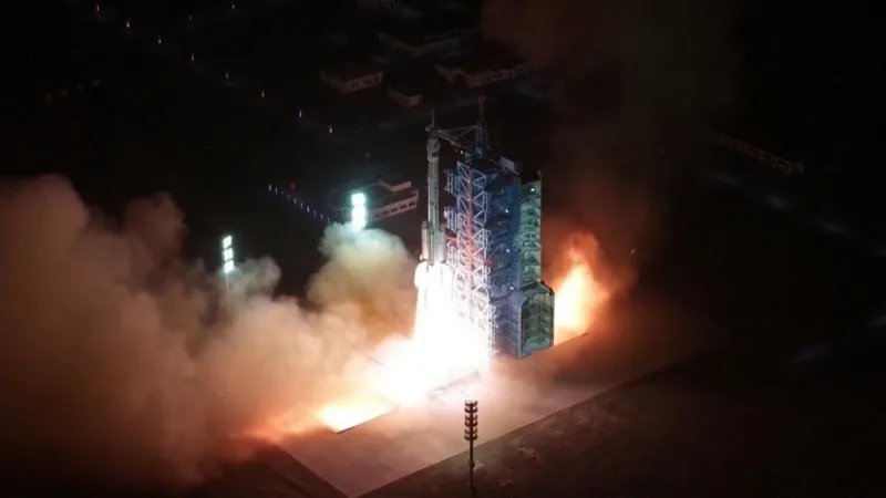 China, un paso más cerca de la Luna: taikonauta de Shenzhou-23 estará un año en órbita
