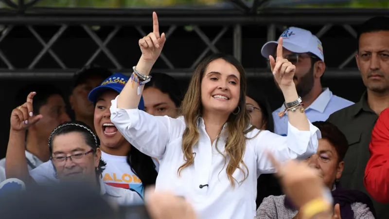Paloma Valencia: la heredera de Uribe que quiere ser la primera presidenta de Colombia