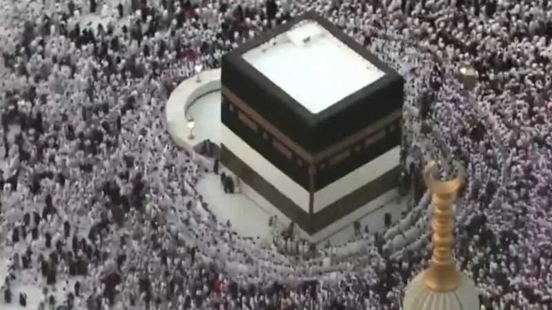 Comienza el Hajj en Arabia Saudita en medio de tensiones regionales y extremas medidas de seguridad