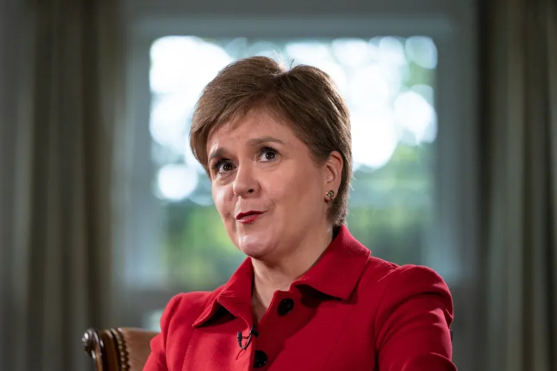 Nicola Sturgeon reitera su ignorancia sobre el desfalco confesado por su ex marido