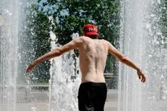 "Es una locura alucinante": por qué esta semana los récords de temperatura en Europa occidental no solo se están batiendo, sino pulverizando