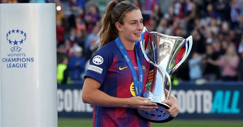 Bomba en el Barcelona femenino: Alexia Putellas se va del club tras 14 temporadas y la comparan con la salida de Lionel Messi
