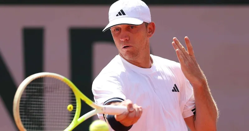 Davidovich Fokina, la "víctima" de Thiago Tirante, le tiró un dardo picante al argentino Mariano Puerta: "Nos falló como persona"