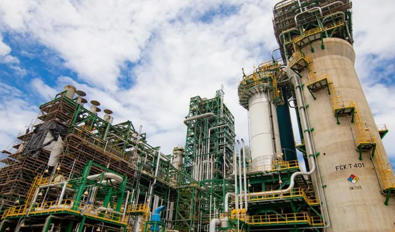 Petroperú: sindicato denuncia abandono financiero del Gobierno y alerta riesgo de paralización de refinerías