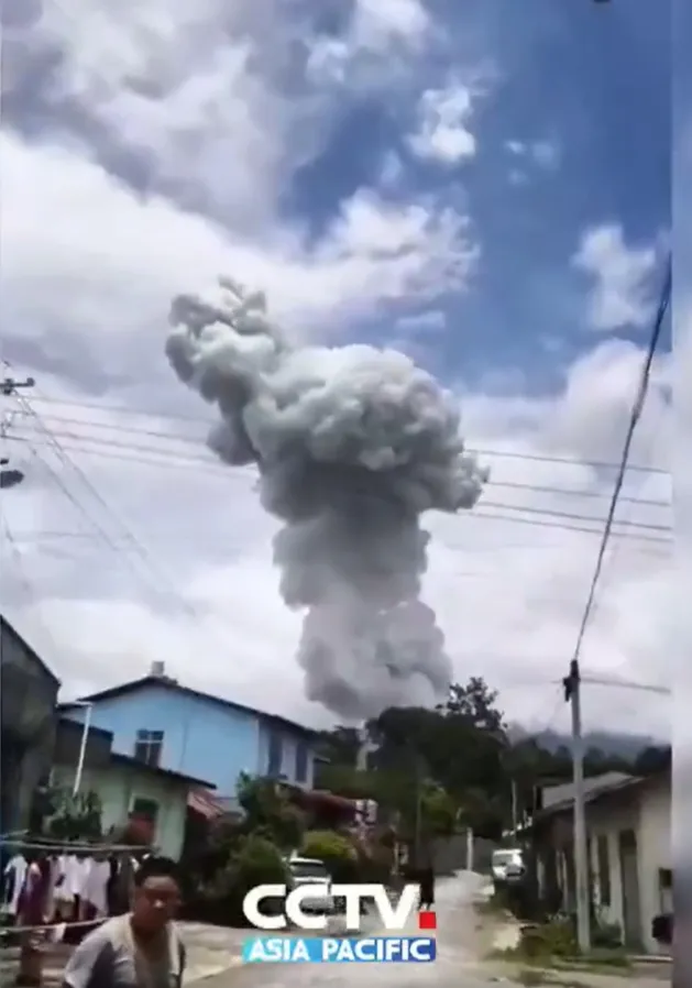 Al menos 55 muertos en una explosión en una aldea del norte de Birmania bajo control de los rebeldes