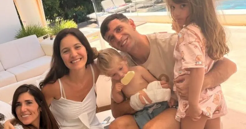 La recuperación de Dibu Martínez: una foto que sembró preocupación y los plazos de recuperación de cara al debut en el Mundial 2026