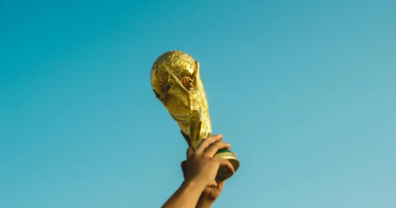Cuánto pesa la Copa Mundial FIFA: historia y origen