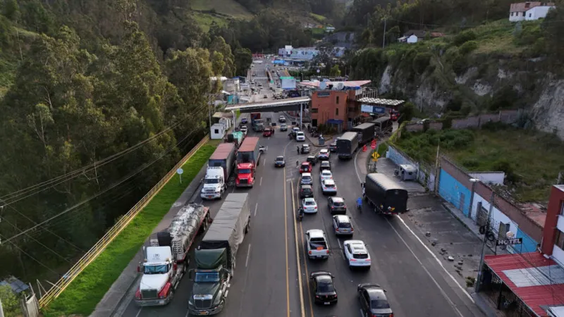 Colombia y Ecuador eliminan aranceles mutuos en medio de renovadas tensiones políticas