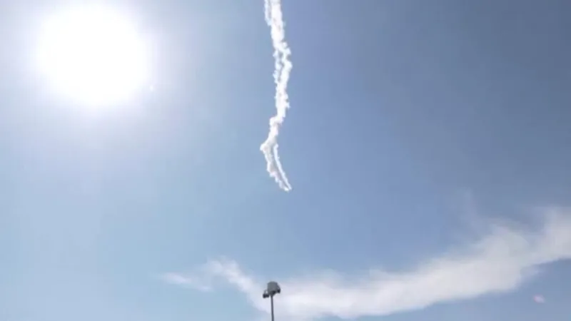 Ataques entre Israel y Hezbolá en Líbano pese a anuncio de tregua de Washington
