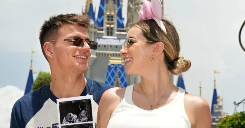 Kevin Zenón, suplente en la eliminación de Boca en la Libertadores, viajó a Disney y anunció que será papá
