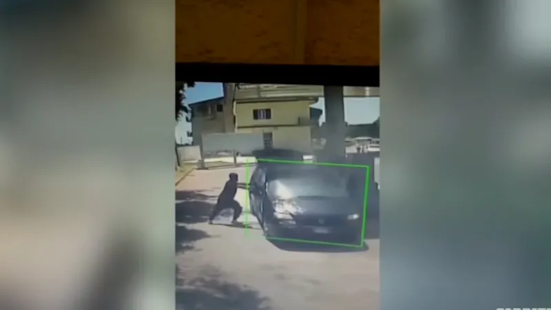 Meloni urge a esclarecer el "horrible" asesinato de cuatro jornaleros quemados vivos dentro de un coche en Calabria