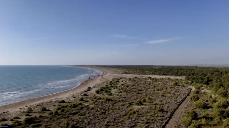 De paraíso natural a lujoso complejo inmobiliario: así es la isla en Albania comprada Ivanka Trump que desata protestas