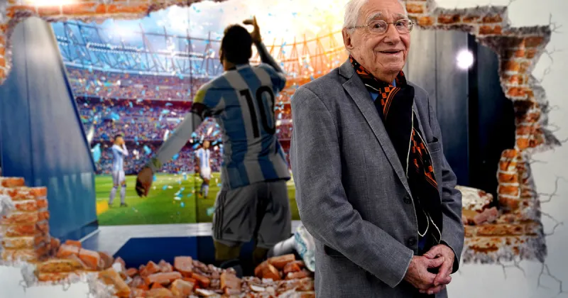 Macaya Márquez y un viaje de 18 Mundiales: "El VAR es muy confuso; hay diez penales por partido que no se cobran"