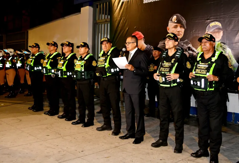 Seguridad garantizada: 100 mil policías y militares se desplazan por la Segunda Vuelta Electoral
