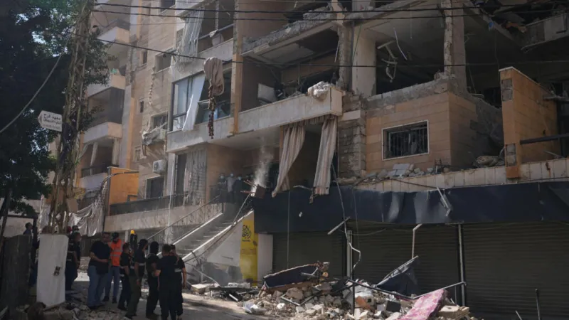 Ataques israelíes dejan 14 muertos en el sur de Líbano pese a amenazas de Irán