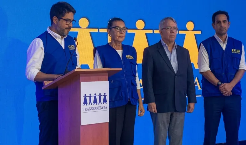 Ipsos y Transparencia aseguran que para el conteo rápido al 100% se tomaron en cuenta los votos del extranjero