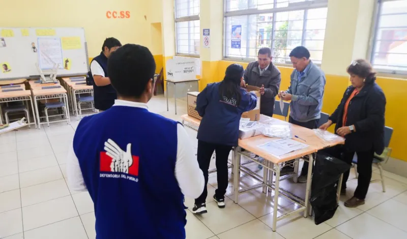 Defensoría ordenó el recojo masivo de actas de sufragio el día de la votación, alertan su sindicato