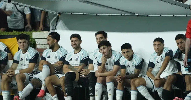 Julián Alvarez, Real Madrid y Atlético de Madrid: una oferta tan millonaria como inoportuna