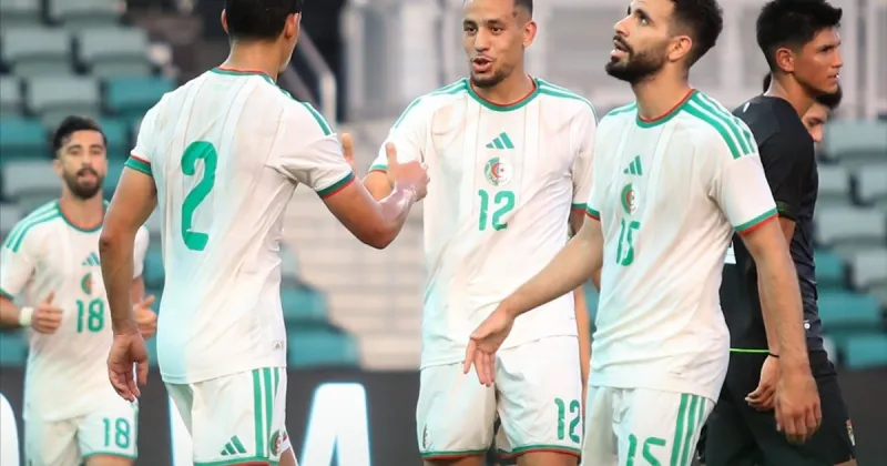 Argelia fue un tornado: metió tres goles en cinco minutos y apabulló a Bolivia a 300 metros del hotel de la Selección Argentina