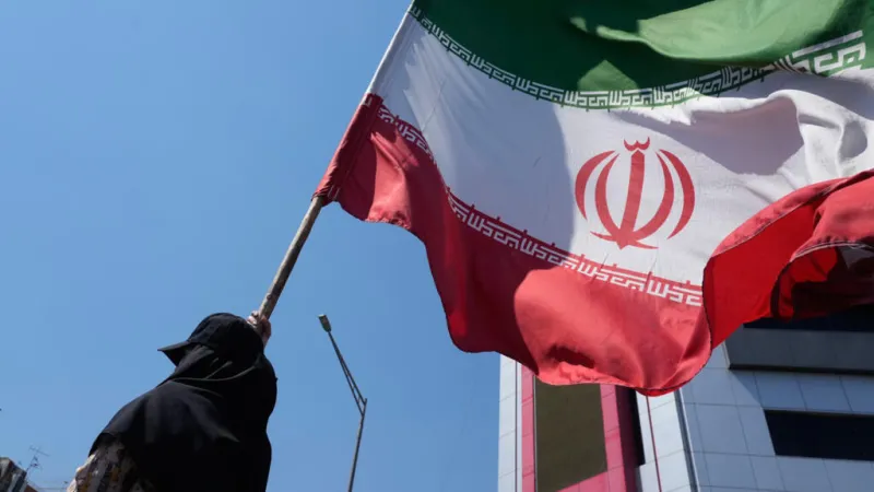 Irán confirma memorando de entendimiento con EE. UU., pero aclara que no hay acuerdo sobre Ormuz: IRNA