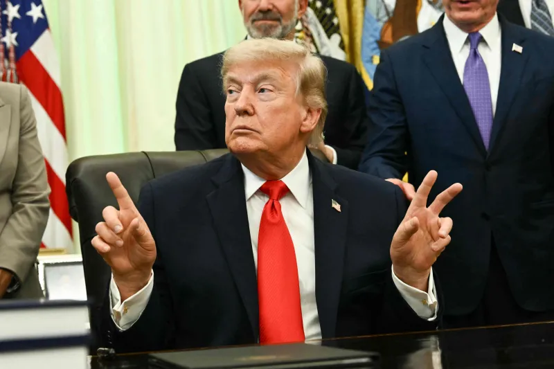 Trump retuitea al ministro de Exteriores iraní: "El acuerdo está más cerca que nunca"