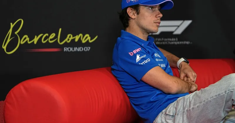 Franco Colapinto la pasó pésimo con su Alpine las dos prácticas del Gran Premio de Barcelona-Catalunya: "Estamos a años luz y está inmanejable el auto"