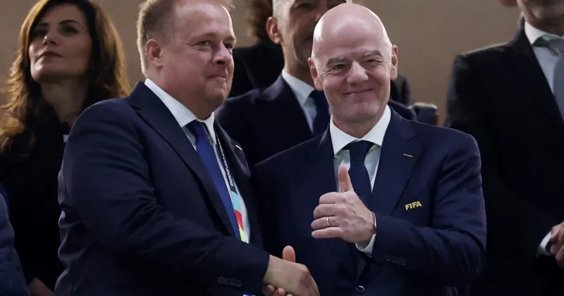 "Tal vez Italia clasifica con 64 equipos": la polémica respuesta de Infantino que despertó una catarata de críticas en la tierra del Calcio