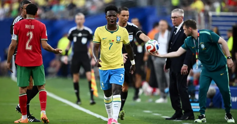 Brasil la pasaba mal con Marruecos y Vinicius Jr. lo rescató con un golazo, en un debut que dejó sabor a poco