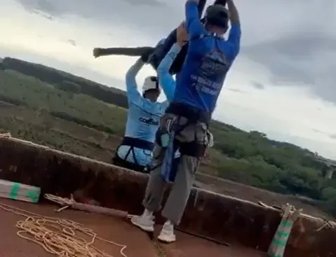 Muere una mujer de 21 años en São Paulo al ser lanzada al vacío sin cuerda por dos instructores de puenting tras un olvido