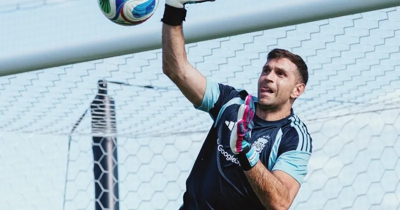 El entrenamiento de la Selección: Scaloni tiene una confirmación y dos variantes tácticas arriba de la mesa para usar contra Argelia