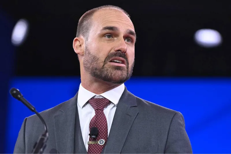 Condenan a cuatro años y dos meses de prisión a Eduardo Bolsonaro por conspirar en Estados Unidos contra altos cargos brasileños