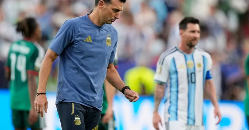 Messi y la Scaloneta cortaron el maleficio histórico de la Argentina: es el primer campeón que gana en la defensa del título en un Mundial