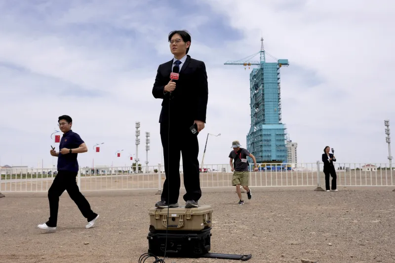 China aplasta aún más la libertad de prensa mientras sus medios despliegan una ofensiva de encanto global