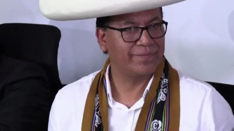 Perú: Fujimori aventaja a Sánchez, que convoca manifestaciones y denuncia irregularidades