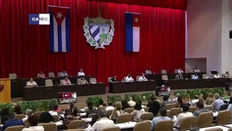 Cuba reacciona a las reformas económicas del Gobierno de Miguel Díaz-Canel