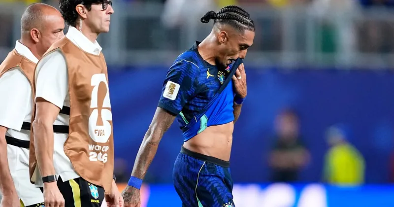 Preocupación en Brasil por la lesión de Raphinha: salió en el primer tiempo de la goleada ante Haití con una molestia muscular