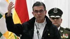 Rodrigo Paz declara el estado de excepción en Bolivia "para liberar las carreteras del país"